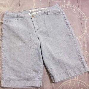 Jones New York Striped Trouser Shorts, 16W